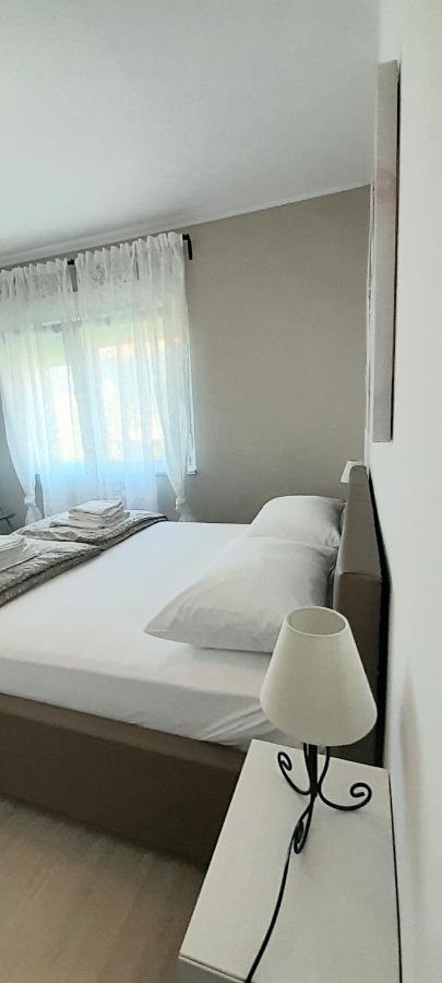 Villa Roso Kaštela Esterno foto